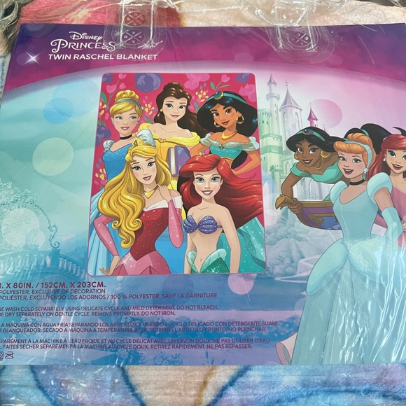 Cobijas y cubrecamas en todo size y para niños y bebés - Picture 12 of 16